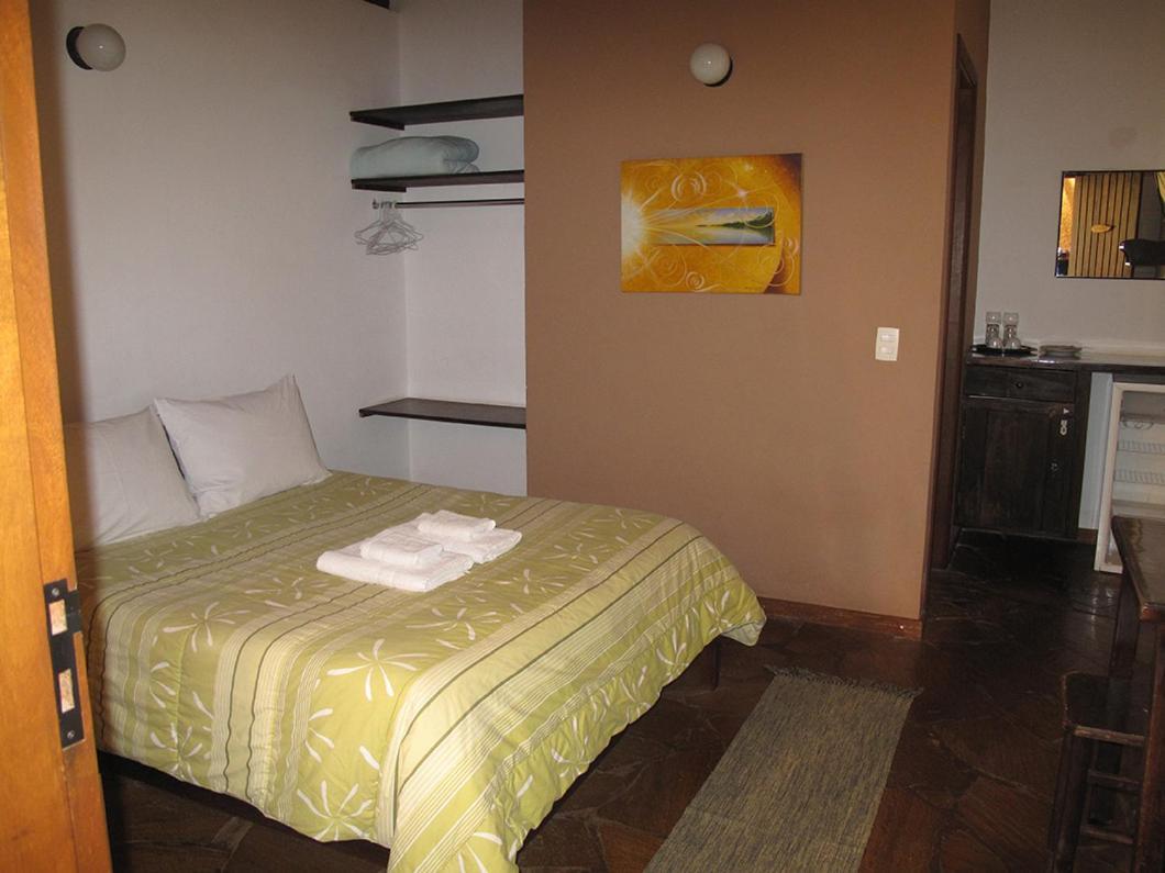 Hospedaria Vila Khepri Gonçalves Екстериор снимка