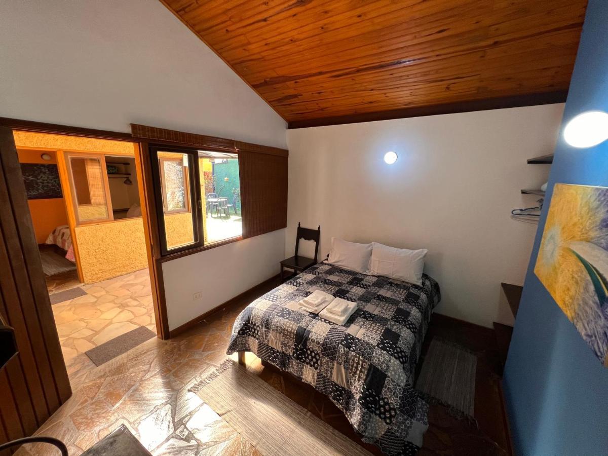 Hospedaria Vila Khepri Gonçalves Екстериор снимка