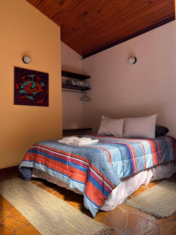 Hospedaria Vila Khepri Gonçalves Екстериор снимка