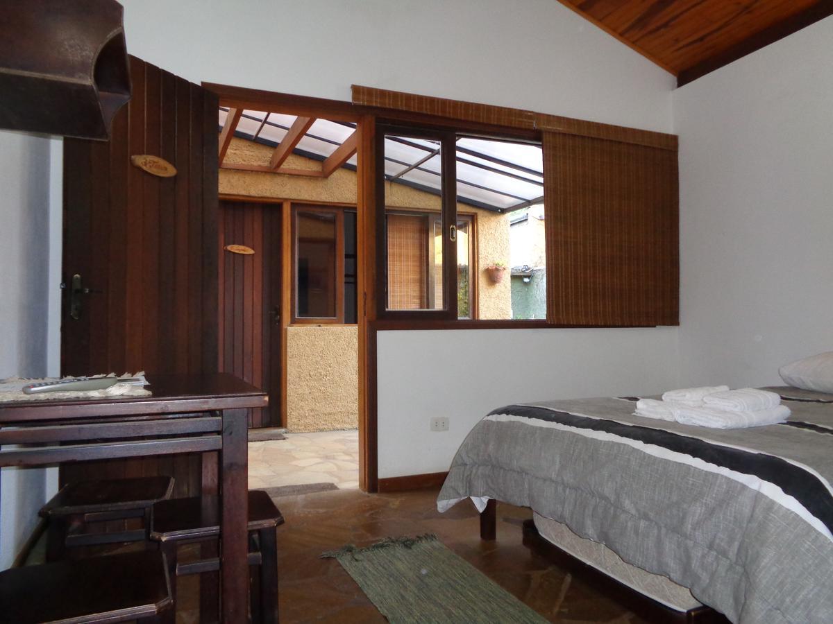 Hospedaria Vila Khepri Gonçalves Екстериор снимка